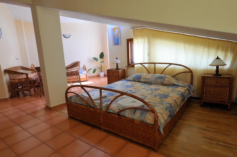 Family Hotel Prolet Shumen Luaran gambar